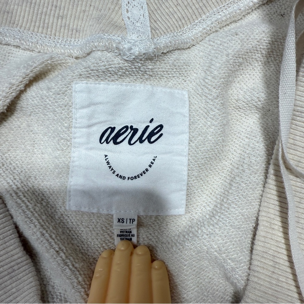 Aerie Cream V-Neck Sweater - Picture 4 of 7